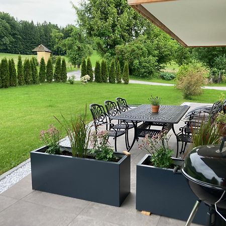 Obereggut Apartment Hof bei Salzburg Luaran gambar